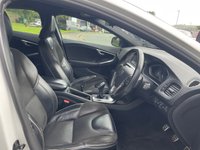 USED 2013 13 VOLVO V40 1.6 D2 R-Design Hatchback 5dr Diesel Manual Euro 5 (s/s) (115 ps) 2 OWNER+GOOD SERVICE HISTORY