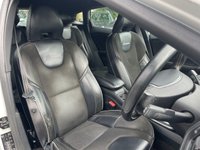 USED 2013 13 VOLVO V40 1.6 D2 R-Design Hatchback 5dr Diesel Manual Euro 5 (s/s) (115 ps) 2 OWNER+GOOD SERVICE HISTORY