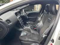 USED 2013 13 VOLVO V40 1.6 D2 R-Design Hatchback 5dr Diesel Manual Euro 5 (s/s) (115 ps) 2 OWNER+GOOD SERVICE HISTORY