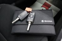 USED 2018 68 SKODA OCTAVIA 1.6 TDI SCR SE Technology Hatchback 5dr Diesel Manual Euro 6 (s/s) (115 ps) SAT NAV / BLUETOOTH / 2 KEYS / FINANCE AVAILABLE