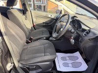 USED 2015 15 FORD FIESTA 1.0T EcoBoost Zetec Hatchback 5dr Petrol Powershift Euro 6 (100 ps) PARKING SENSORS - &pound;35 ROAD TAX