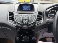 USED 2015 65 FORD FIESTA 1.0T EcoBoost Zetec Hatchback 5dr Petrol Powershift Euro 6 (100 ps) FULL SERVICE HISTORY - PARKING