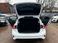 USED 2019 19 FORD FOCUS FOCUS 1.0T EcoBoost Zetec Hatchback 5dr Petrol Auto Euro 6 (s/s) (125 ps) FULL SERVICE HISTORY - 12 MONTH MOT APPLE CARPLAY - IN CAR WiFi
