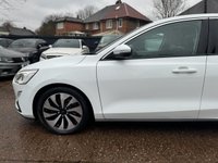 USED 2019 19 FORD FOCUS FOCUS 1.0T EcoBoost Zetec Hatchback 5dr Petrol Auto Euro 6 (s/s) (125 ps) FULL SERVICE HISTORY - 12 MONTH MOT APPLE CARPLAY - IN CAR WiFi