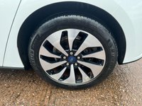 USED 2019 19 FORD FOCUS FOCUS 1.0T EcoBoost Zetec Hatchback 5dr Petrol Auto Euro 6 (s/s) (125 ps) FULL SERVICE HISTORY - 12 MONTH MOT APPLE CARPLAY - IN CAR WiFi
