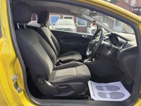 USED 2015 65 FORD FIESTA 1.0T EcoBoost Zetec Hatchback 3dr Petrol Powershift Euro 6 (100 ps) FULL SERV HIST - &pound;35 ROAD TAX
