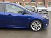 USED 2017 67 FORD FOCUS 1.0T EcoBoost ST-Line Hatchback 5dr Petrol Auto Euro 6 (s/s) (125 ps) PARKING SENSORS -APPLE CARPLAY