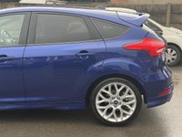 USED 2017 67 FORD FOCUS 1.0T EcoBoost ST-Line Hatchback 5dr Petrol Auto Euro 6 (s/s) (125 ps) PARKING SENSORS -APPLE CARPLAY
