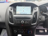 USED 2017 67 FORD FOCUS 1.0T EcoBoost ST-Line Hatchback 5dr Petrol Auto Euro 6 (s/s) (125 ps) PARKING SENSORS -APPLE CARPLAY