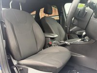 USED 2017 67 FORD FOCUS 1.0T EcoBoost ST-Line Hatchback 5dr Petrol Auto Euro 6 (s/s) (125 ps) PARKING SENSORS -APPLE CARPLAY