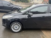 USED 2015 15 FORD FIESTA 1.0T EcoBoost Titanium Hatchback 5dr Petrol Powershift Euro 5 (100 ps) &pound;35 ROAD TAX - FULL SERV HIST