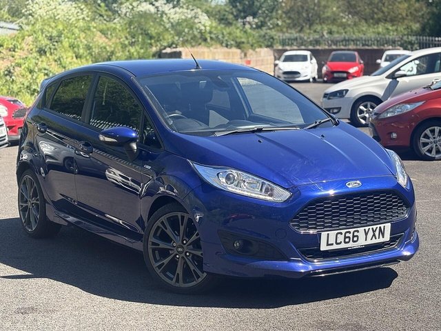 View our Ford Fiesta 1.0T EcoBoost ST-Line Hatchback 5dr Petrol Manual Euro 6 (s/s) (125 ps)