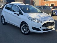 USED 2015 15 FORD FIESTA 1.0T EcoBoost Titanium Hatchback 5dr Petrol Powershift Euro 6 (100 ps) HEATED SEATS - PARKING SENSORS