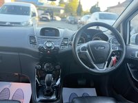 USED 2015 15 FORD FIESTA 1.0T EcoBoost Titanium Hatchback 5dr Petrol Powershift Euro 6 (100 ps) HEATED SEATS - PARKING SENSORS