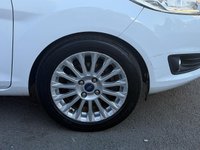 USED 2015 15 FORD FIESTA 1.0T EcoBoost Titanium Hatchback 5dr Petrol Powershift Euro 6 (100 ps) HEATED SEATS - PARKING SENSORS