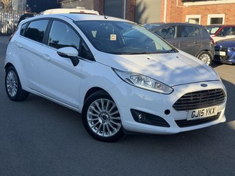 2015 FORD FIESTA