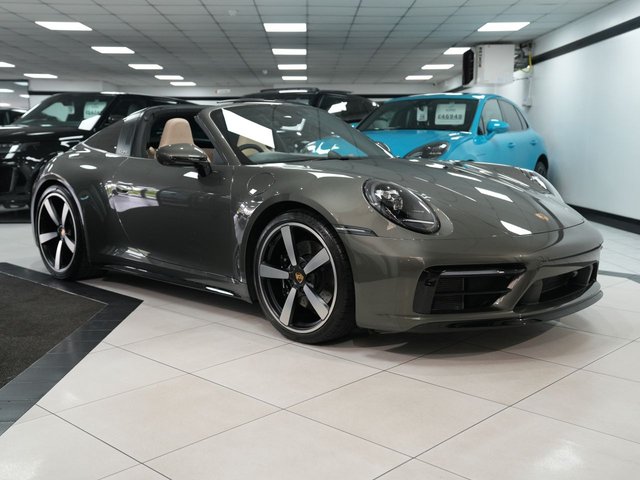 View our Porsche 911 3.0T 992 4S Targa 2dr Petrol PDK 4WD Euro 6 (s/s) (450 ps)