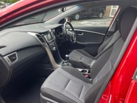 USED 2016 16 HYUNDAI I30 1.6 CRDi Blue Drive SE Nav Hatchback 5dr Diesel Manual Euro 6 (s/s) (110 ps) 2 OWNER+FULL SERVICE HISTORY