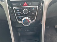 USED 2016 16 HYUNDAI I30 1.6 CRDi Blue Drive SE Nav Hatchback 5dr Diesel Manual Euro 6 (s/s) (110 ps) 2 OWNER+FULL SERVICE HISTORY