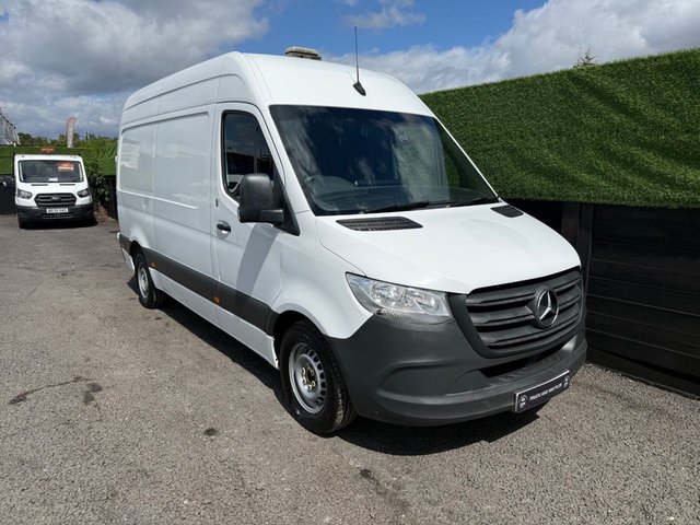 View our MERCEDES-BENZ SPRINTER