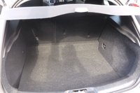 USED 2016 16 VOLVO V40 2.0 T2 ES Nav Hatchback 5dr Petrol Manual Euro 6 (s/s) (122 ps) 