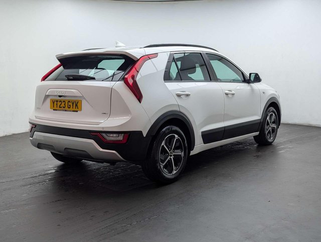 USED 2023 23 KIA NIRO 1.6 Niro 2 HEV Semi-Auto 5dr CLICK+COLLECT / HOME DELIVERY
