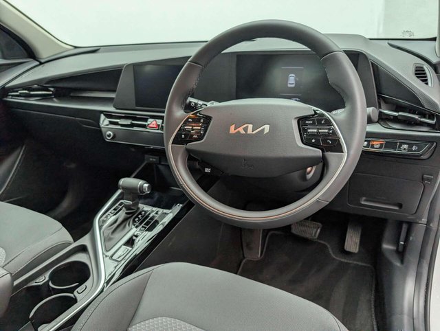 USED 2023 23 KIA NIRO 1.6 Niro 2 HEV Semi-Auto 5dr CLICK+COLLECT / HOME DELIVERY
