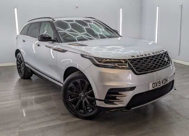 View our Land Rover Range Rover Velar 2.0 D180 R-Dynamic SE SUV 5dr Diesel Auto 4WD Euro 6 (s/s) (180 ps)