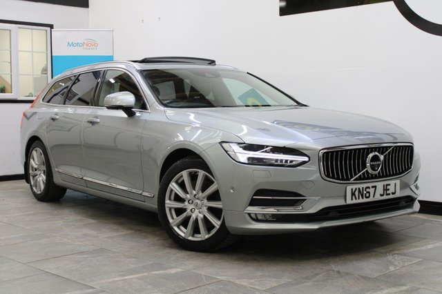 View our VOLVO V90