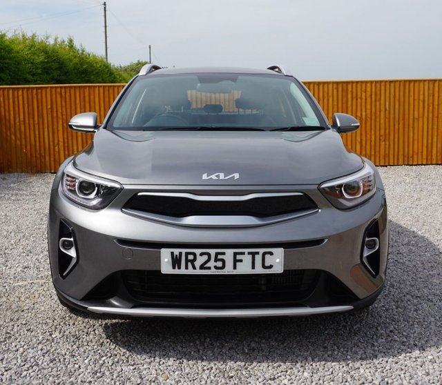View our KIA STONIC