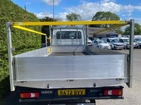 USED 2023 72 IVECO DAILY 35S14 3450 WB SRW LWB 13ft DROPSIDE 2.3 HDI 140BHP Fitted With Good Quality LWB 13ft Dropside Body With Safety Rails, Work Lights, Roof Beacon & Tow Pack!