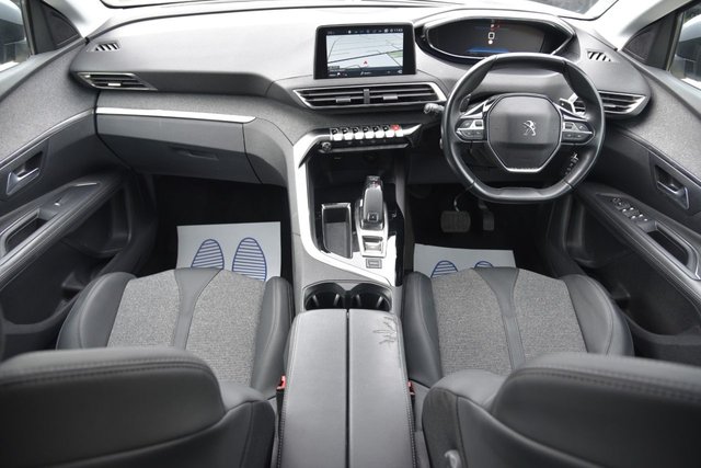 View our PEUGEOT 3008