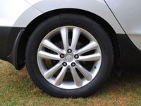 USED 2011 61 HYUNDAI IX35 2.0 CRDi Premium SUV 5dr Diesel Auto 4WD Euro 5 (184 ps) www.suffolkcarcentre.co.uk - Located at Ilketshall