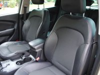 USED 2011 61 HYUNDAI IX35 2.0 CRDi Premium SUV 5dr Diesel Auto 4WD Euro 5 (184 ps) www.suffolkcarcentre.co.uk - Located at Ilketshall