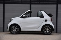 USED 2021 21 SMART FORTWO 17.6kWh Exclusive Cabriolet 2dr Electric Auto (22kW Charger) (82 ps) 1 Owner from New | Full Smart Service History | 2 Keys | Satellite Navigation | Electric Convertible Roof | Park Assist | ULEZ Free | Full Black Leather Upholstery | Heated Seats | MOT Valid (28/09/2026)