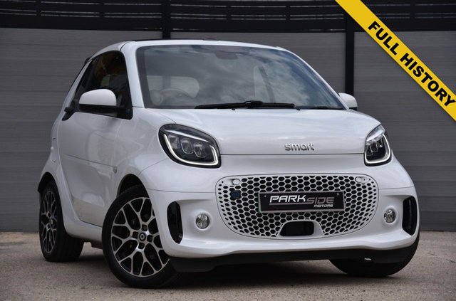 View our Smart Fortwo 17.6kWh Exclusive Cabriolet 2dr Electric Auto (22kW Charger) (82 ps)