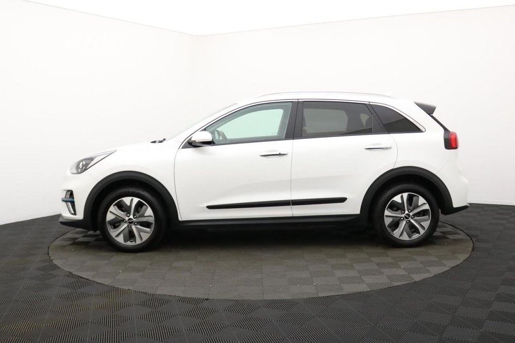 USED 2022 22 KIA NIRO 64kWh 3 SUV 5dr Electric Auto (201 bhp) Car Play, Rear Camera, Sat Nav