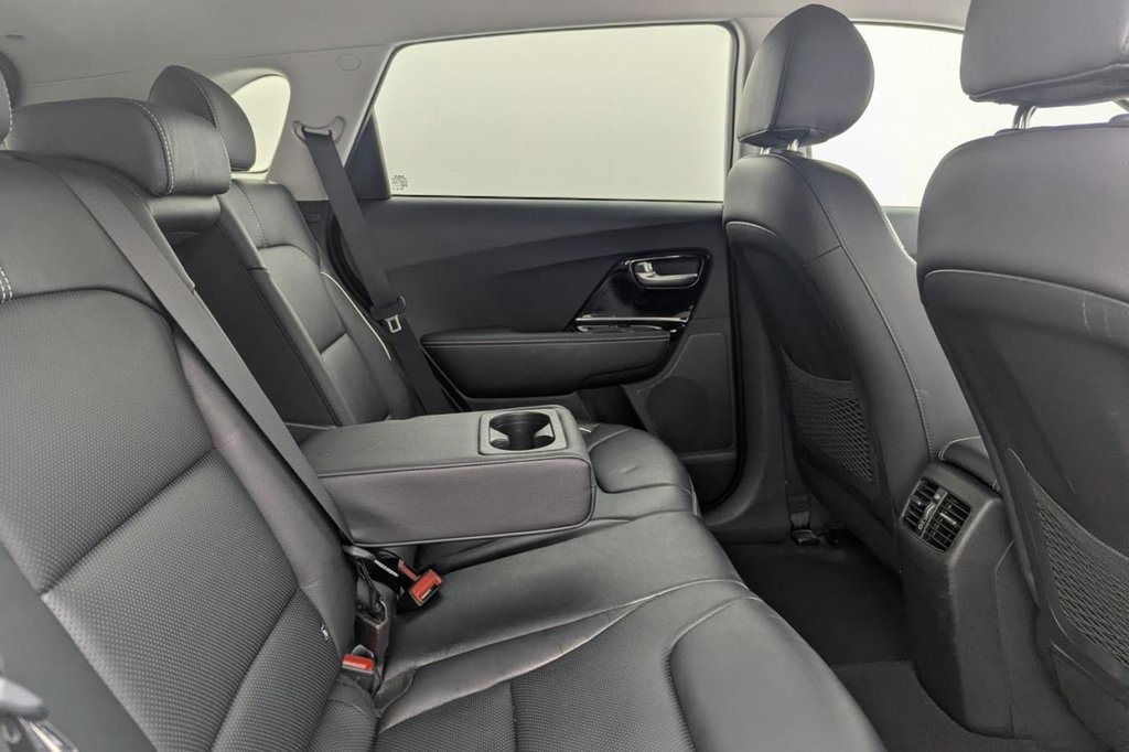 USED 2022 22 KIA NIRO 64kWh 3 SUV 5dr Electric Auto (201 bhp) Car Play, Rear Camera, Sat Nav