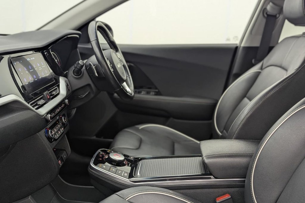 USED 2022 22 KIA NIRO 64kWh 3 SUV 5dr Electric Auto (201 bhp) Car Play, Rear Camera, Sat Nav