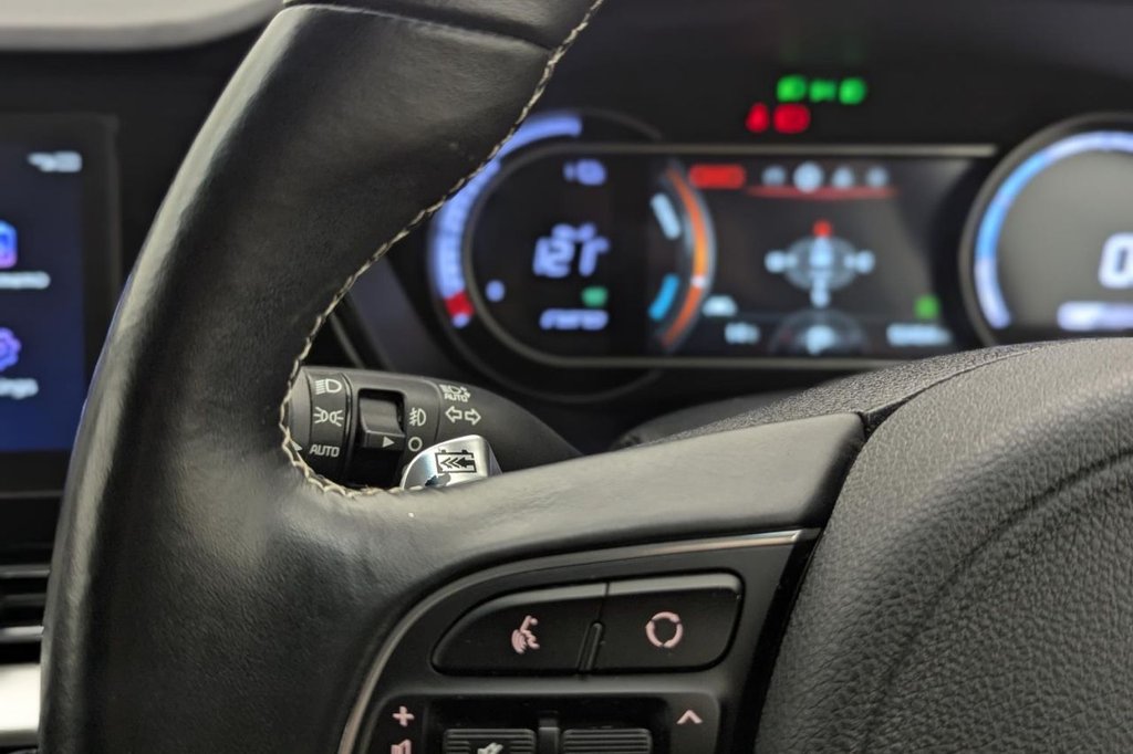 USED 2022 22 KIA NIRO 64kWh 3 SUV 5dr Electric Auto (201 bhp) Car Play, Rear Camera, Sat Nav