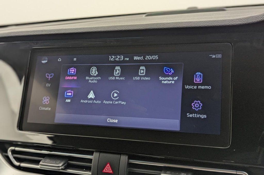USED 2022 22 KIA NIRO 64kWh 3 SUV 5dr Electric Auto (201 bhp) Car Play, Rear Camera, Sat Nav