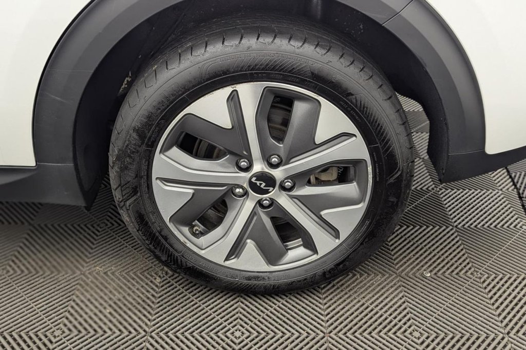 USED 2022 22 KIA NIRO 64kWh 3 SUV 5dr Electric Auto (201 bhp) Car Play, Rear Camera, Sat Nav