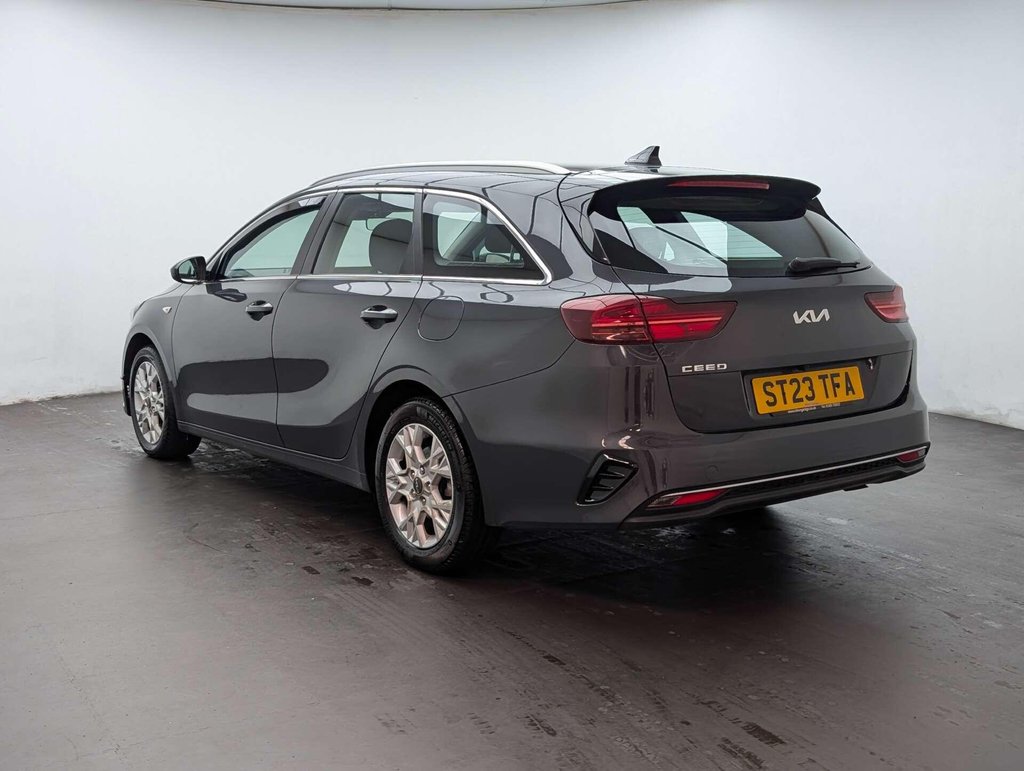 Used 2023 23 KIA CEED 1.5 Ceed 2 5dr CLICK+COLLECT / HOME DELIVERY