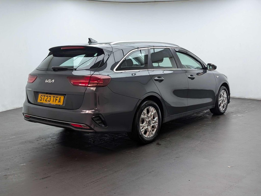Used 2023 23 KIA CEED 1.5 Ceed 2 5dr CLICK+COLLECT / HOME DELIVERY