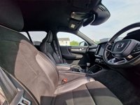 USED 2019 69 VOLVO XC40 2.0 D3 R-Design SUV 5dr Diesel Manual Euro 6 (s/s) (150 ps) ++ 1 FORMER KEEPER++