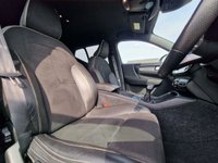 USED 2019 69 VOLVO XC40 2.0 D3 R-Design SUV 5dr Diesel Manual Euro 6 (s/s) (150 ps) ++ 1 FORMER KEEPER++