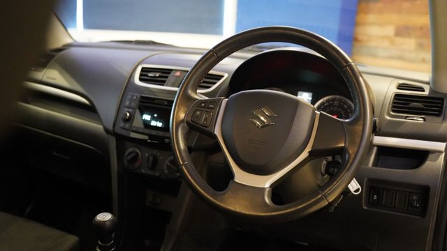 View our SUZUKI SWIFT