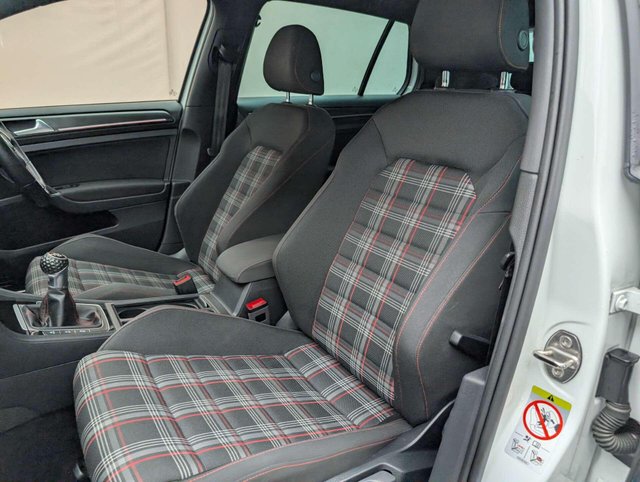 USED 2018 18 VOLKSWAGEN GOLF 2.0 Golf GTi TSi 5dr CLICK+COLLECT / HOME DELIVERY