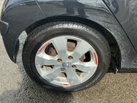 USED 2013 63 TOYOTA AYGO 1.0 VVT-i Hatchback 5dr Petrol Manual Euro 5 (67 ps) THIS LITTLE CAR COMES WITH A FRESH MOT AND SERVICE 2KEYS AND MORE.