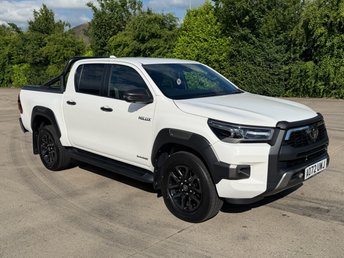 2022 TOYOTA HI-LUX